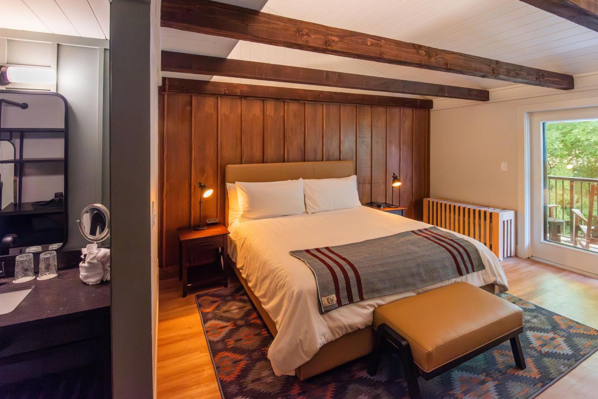 Historic Rocky Waters Inn, A Small Luxury Hotel Gatlinburg Exterior foto